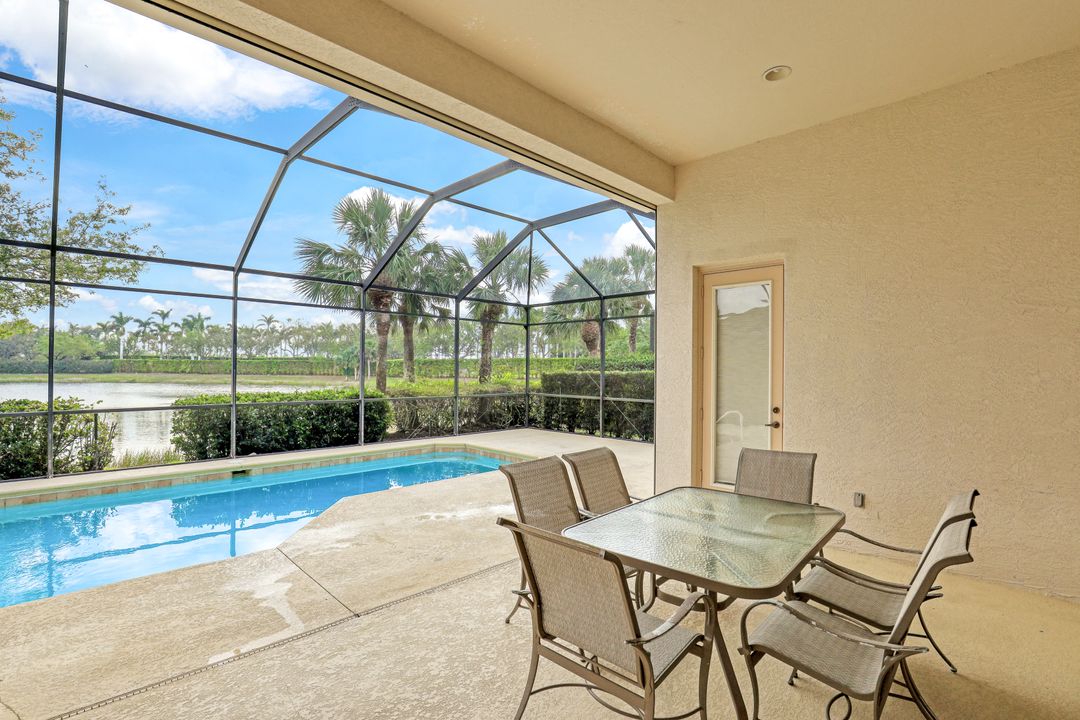 9956 St Moritz Dr, Miromar Lakes, FL 33913