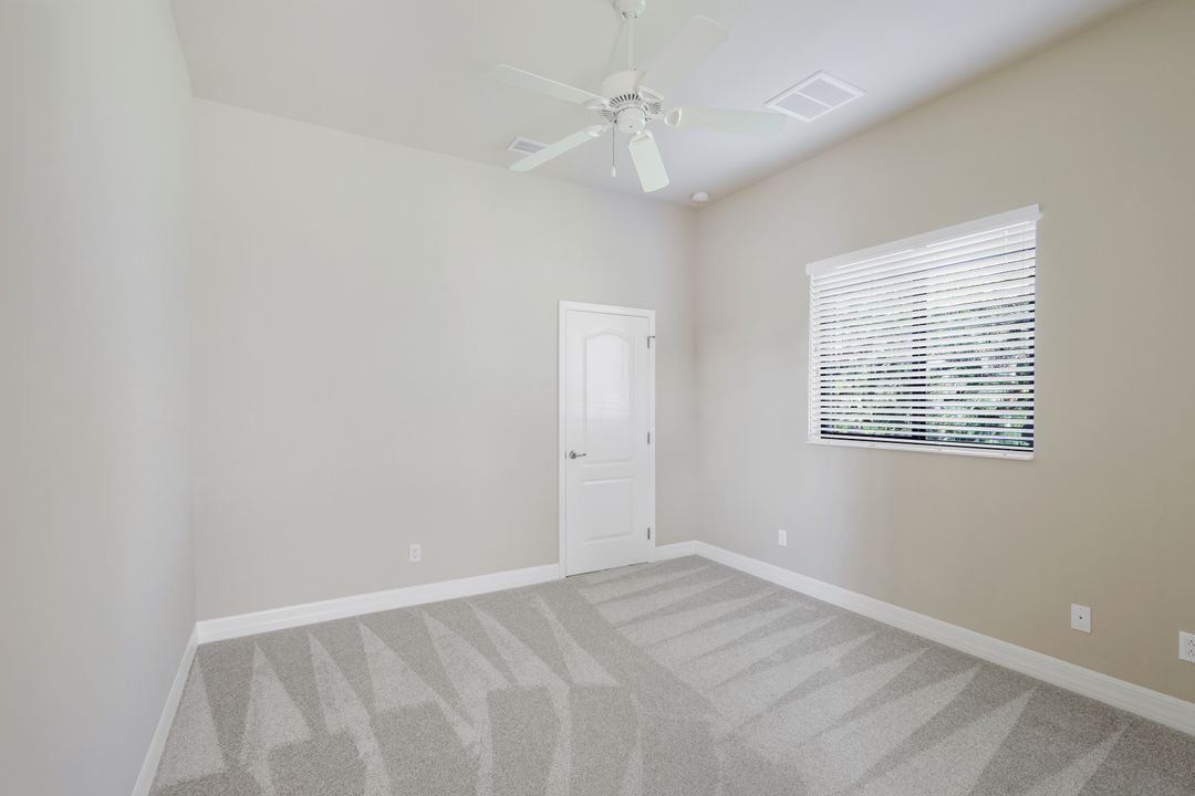 3939 SW 27th Ct, Cape Coral, FL 33914