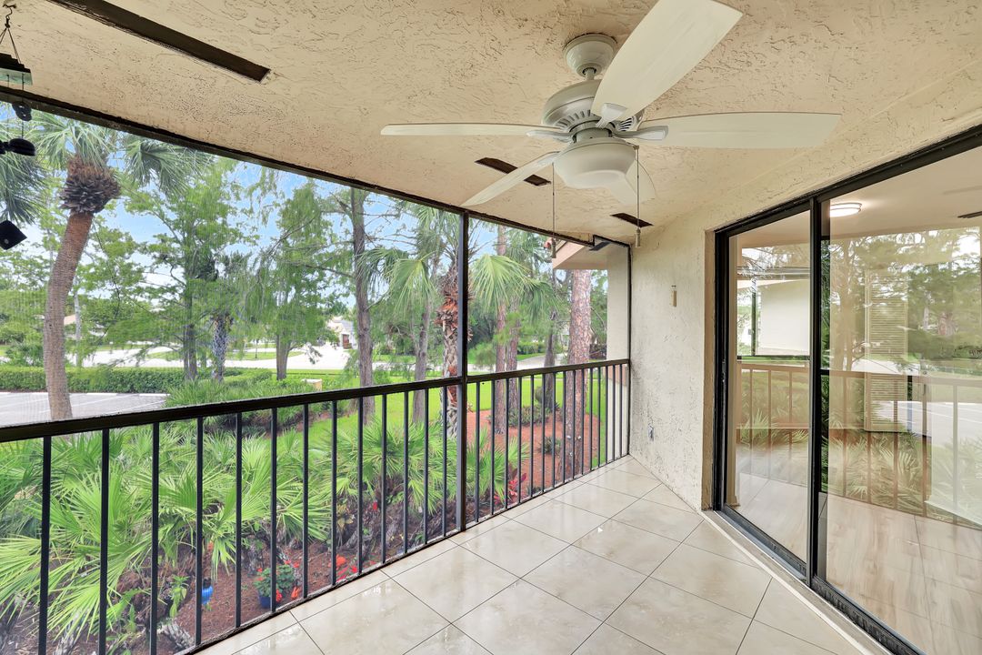 206 Bennington Dr #5, Naples, FL 34104