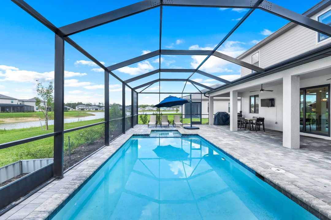 10817 Timber Creek Dr, Fort Myers, FL 33913