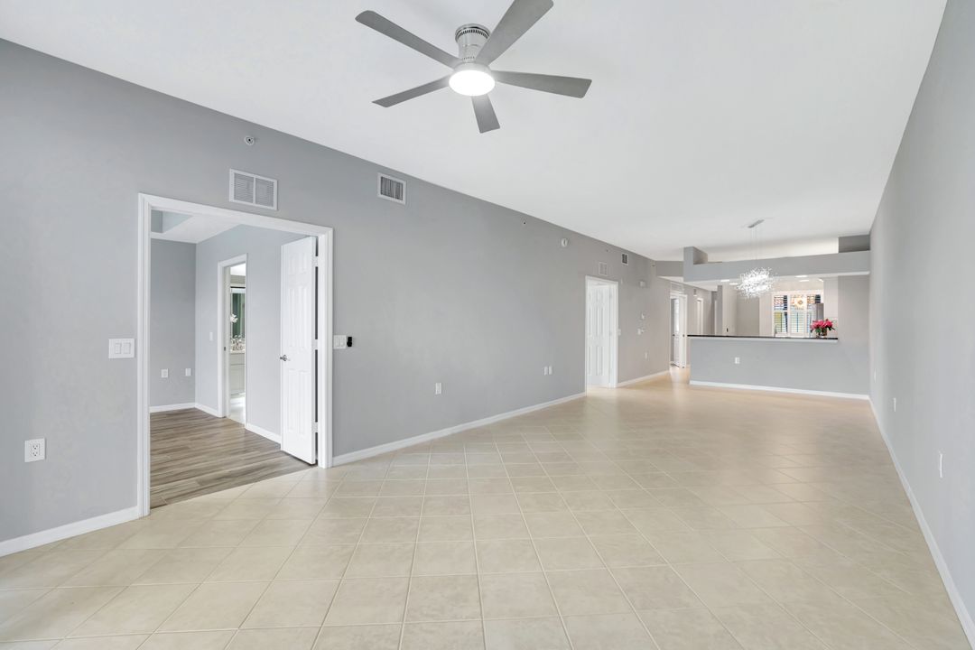 2386 Magnolia Ave #15, Naples, FL 34112