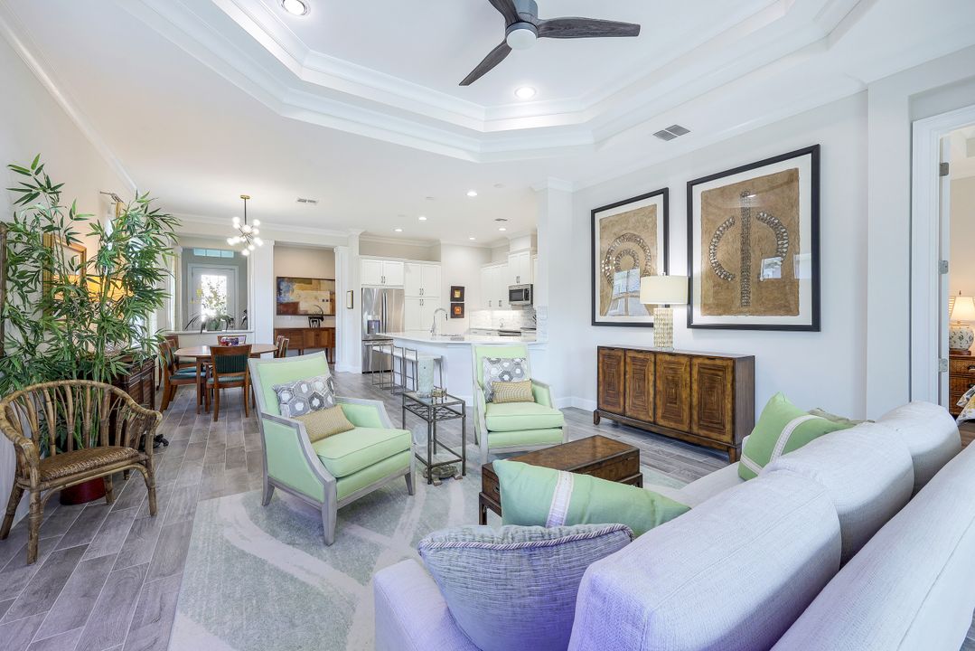 5879 Haiti Dr, Naples, FL 34112