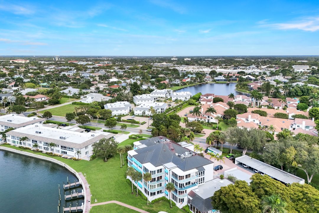 355 Park Shore Dr #1-134, Naples, FL 34103