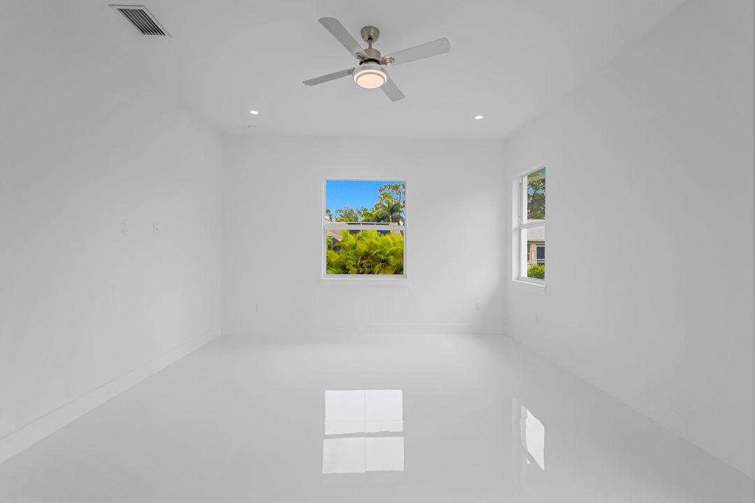 9107 Henry Rd, Fort Myers, FL 33967