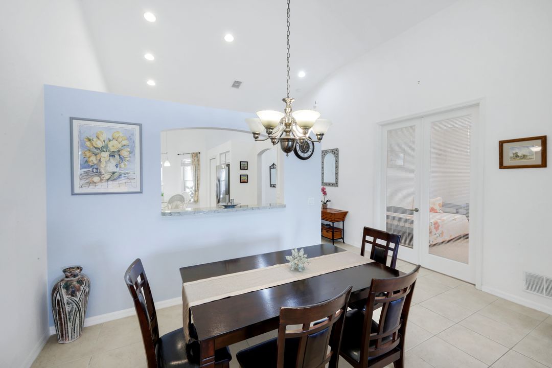 7755 Berkshire Pines Dr, Naples, FL 34104