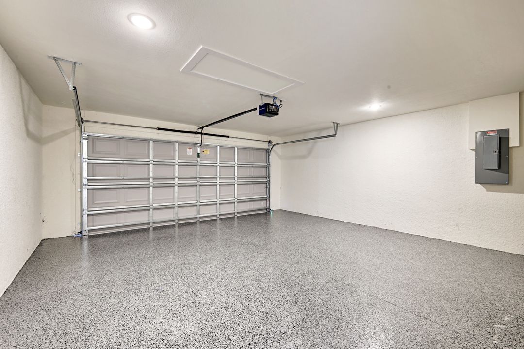 3603 NE 9th Ave, Cape Coral, FL 33909