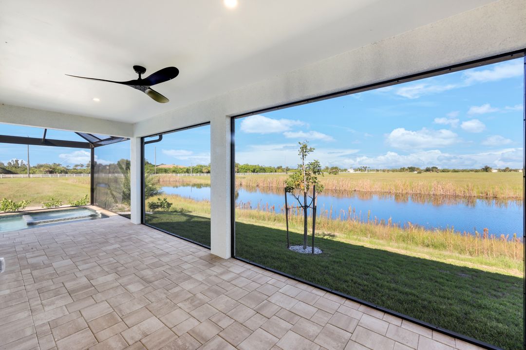 7 Sunflower Dr, Placida, FL 33946