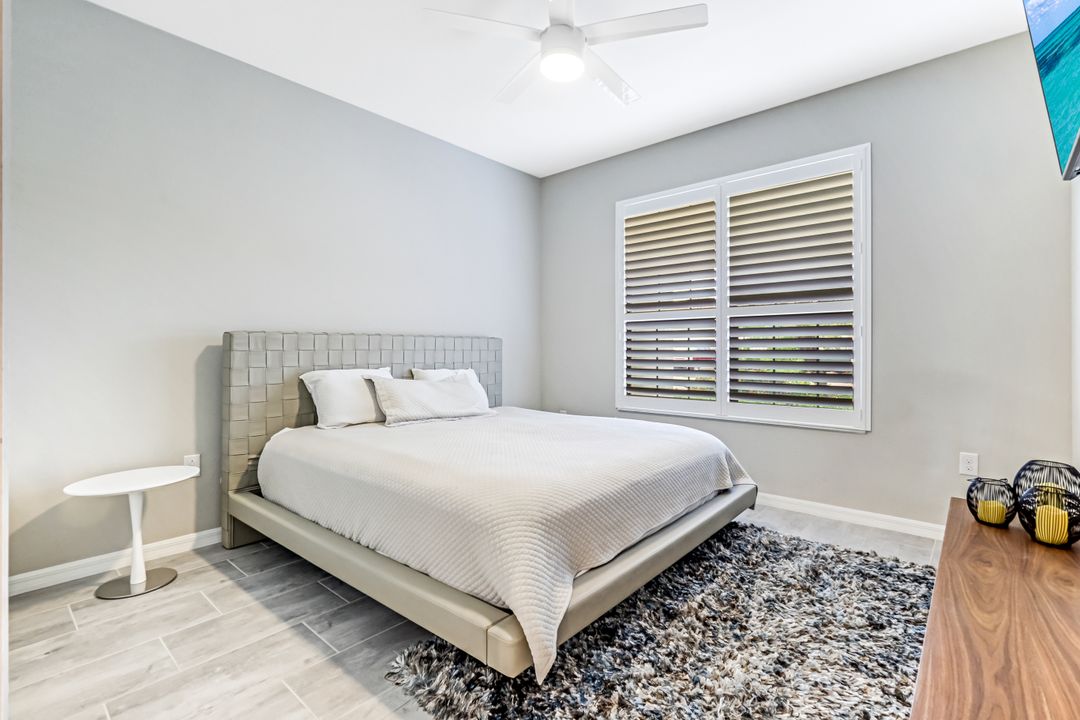 1603 Santiago Cir, Naples, FL 34113