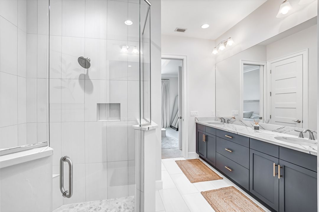 8878 Yucatan Ct, Naples, FL 34112