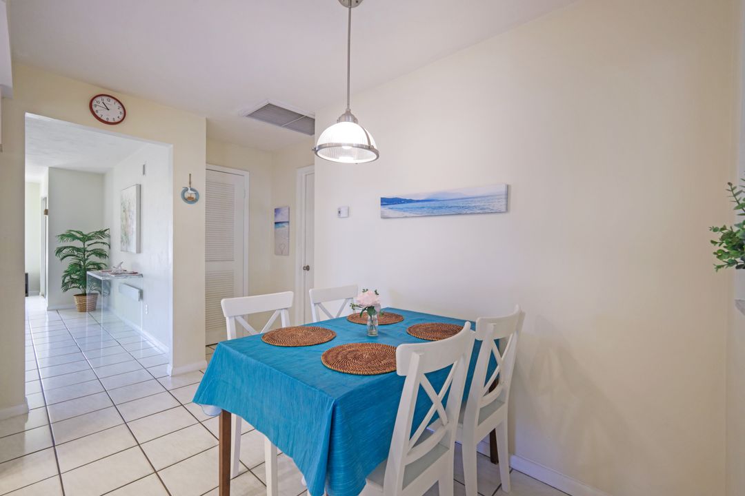 4587 Capri Dr, Naples, FL 34103