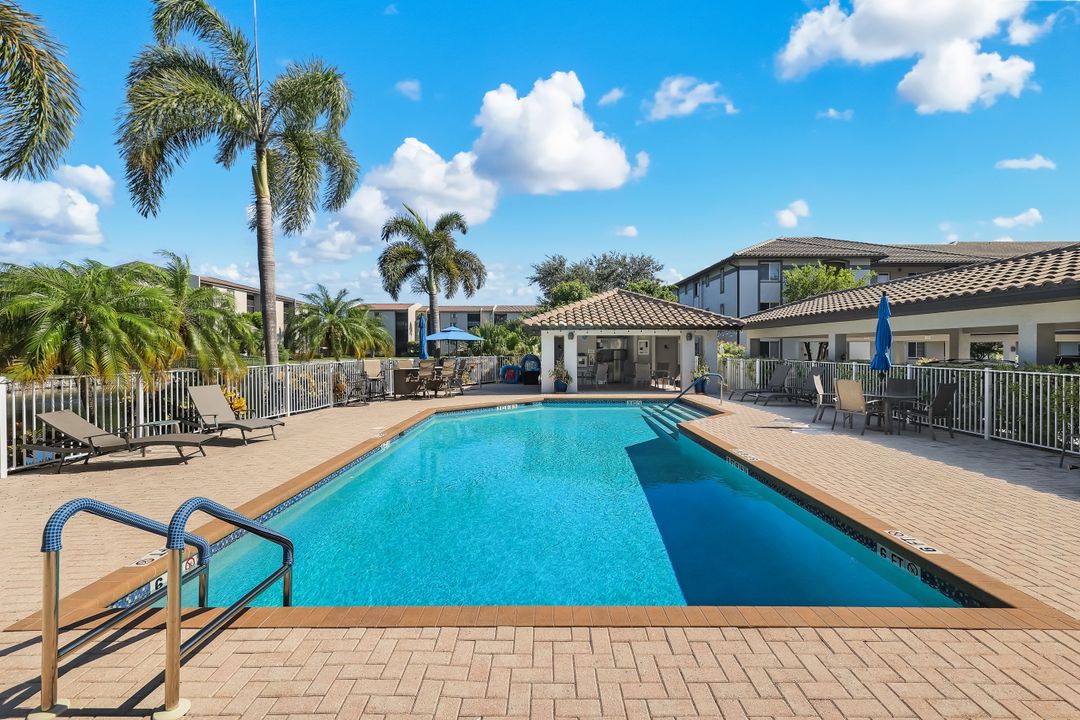 9901 Sunset Cove Ln #222, Fort Myers, FL 33919