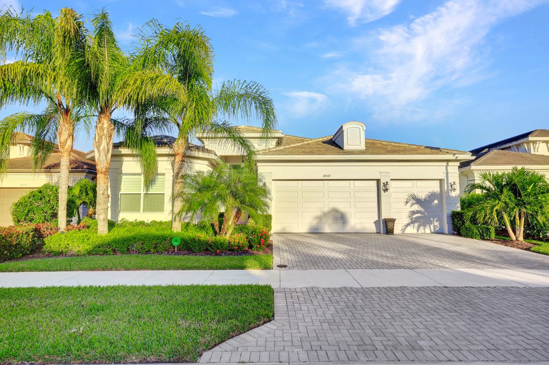 28569 Wharton Dr, Bonita Springs, FL 34135