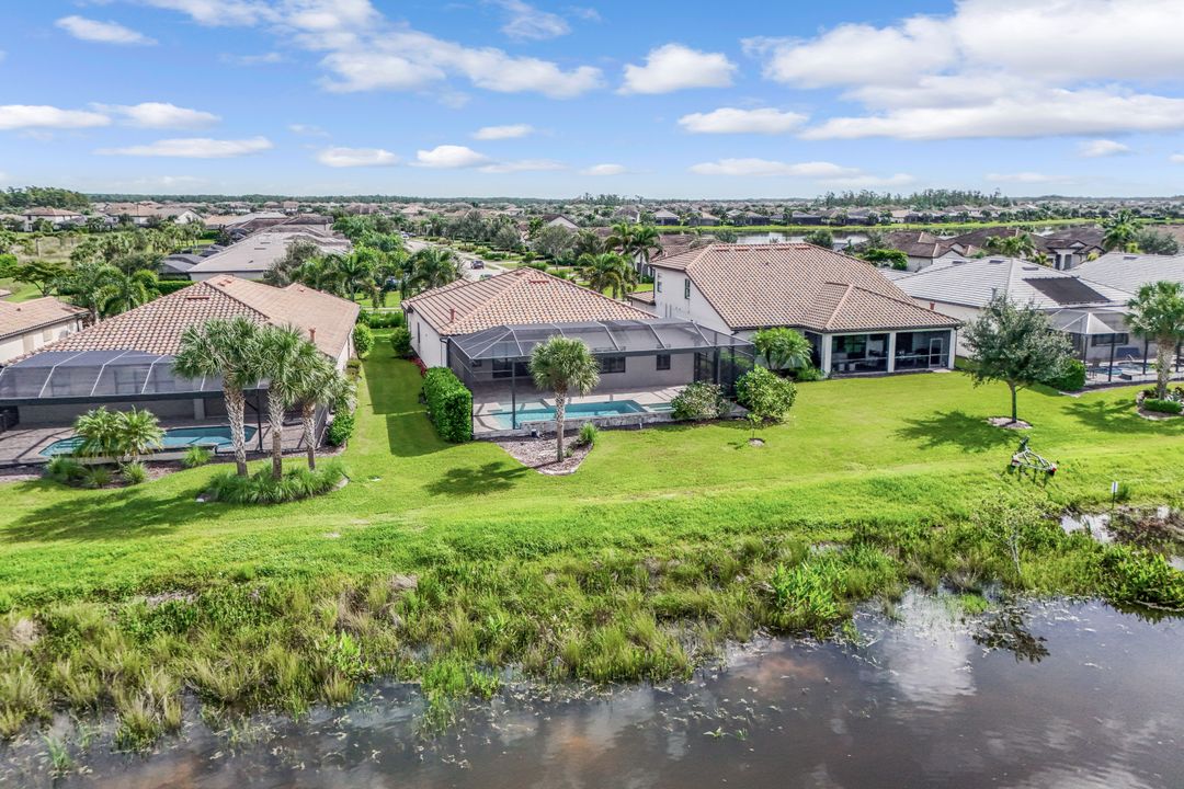 17146 Ashcomb Wy, Estero, FL 33928