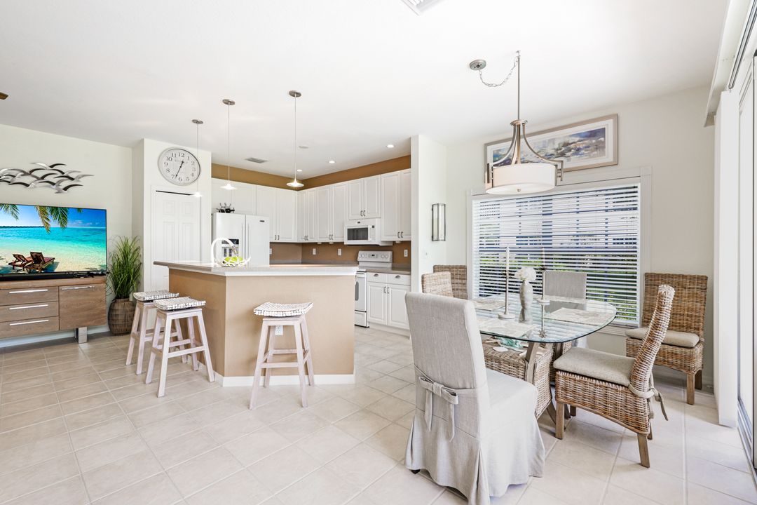 6360 Lexington Ct #101, Naples, FL 34110