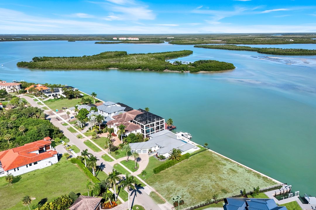 995 Caxambas Dr, Marco Island, FL 34145