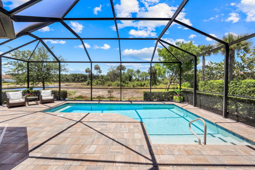 8396 Promoso Ct, Naples, FL 34114