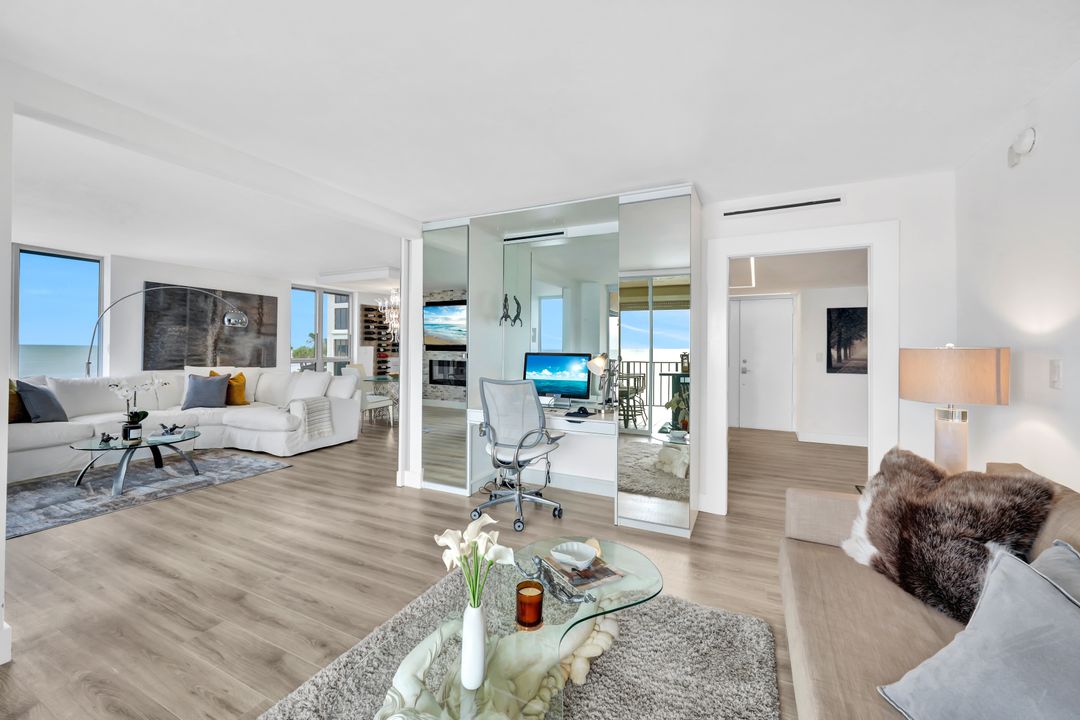 3115 Gulf Shore Blvd N #205-S, Naples, FL 34103