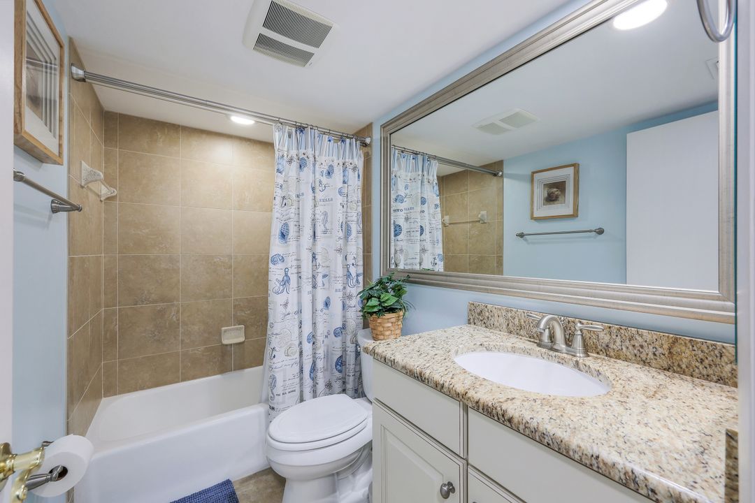 7119 Lakeridge View Court #Unit 303, Fort Myers, FL 33907