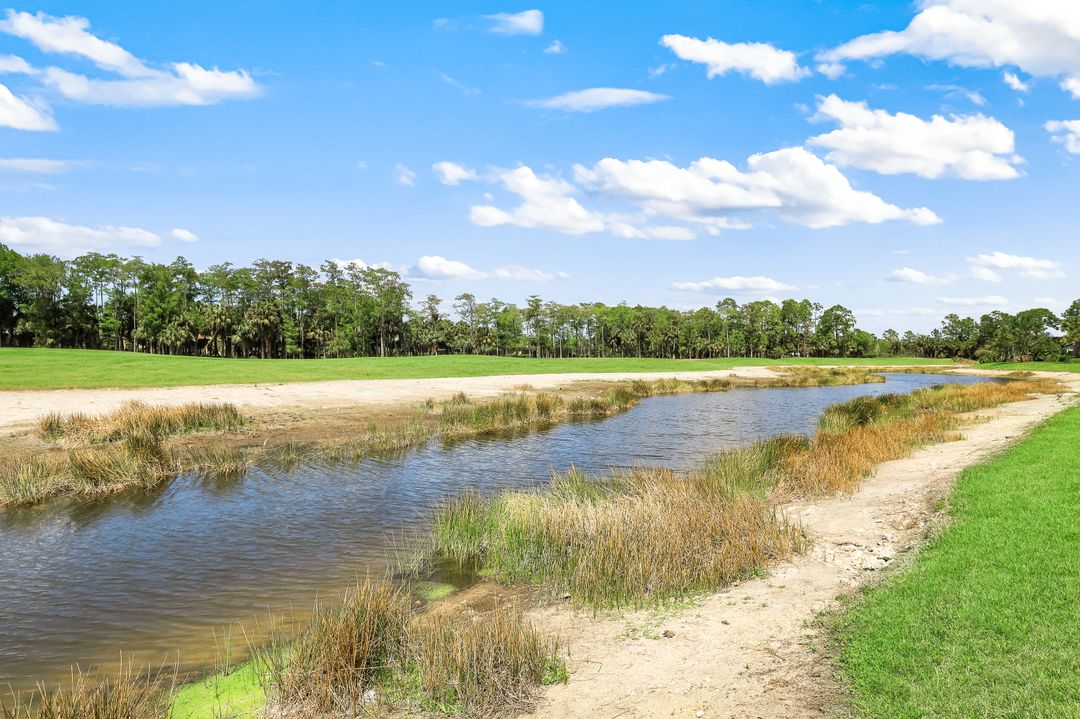 9373 Surfbird Ct, Naples, FL 34120