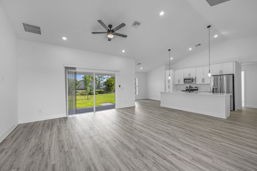 2117 NW 10th Terrace, Cape Coral, FL 33993