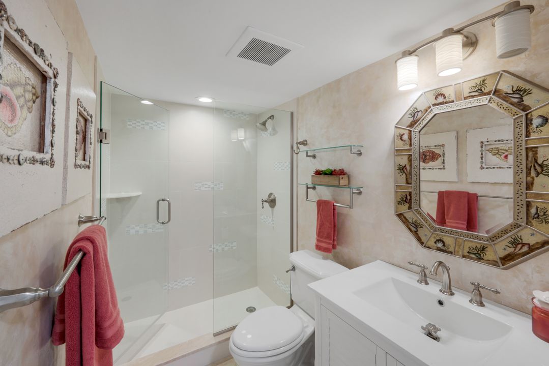 4451 Gulf Shore Blvd N #501, Naples, FL 34103