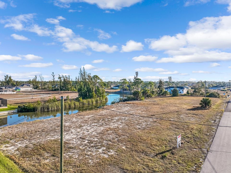 2027 NE 34th Terrace, Cape Coral, FL 33909