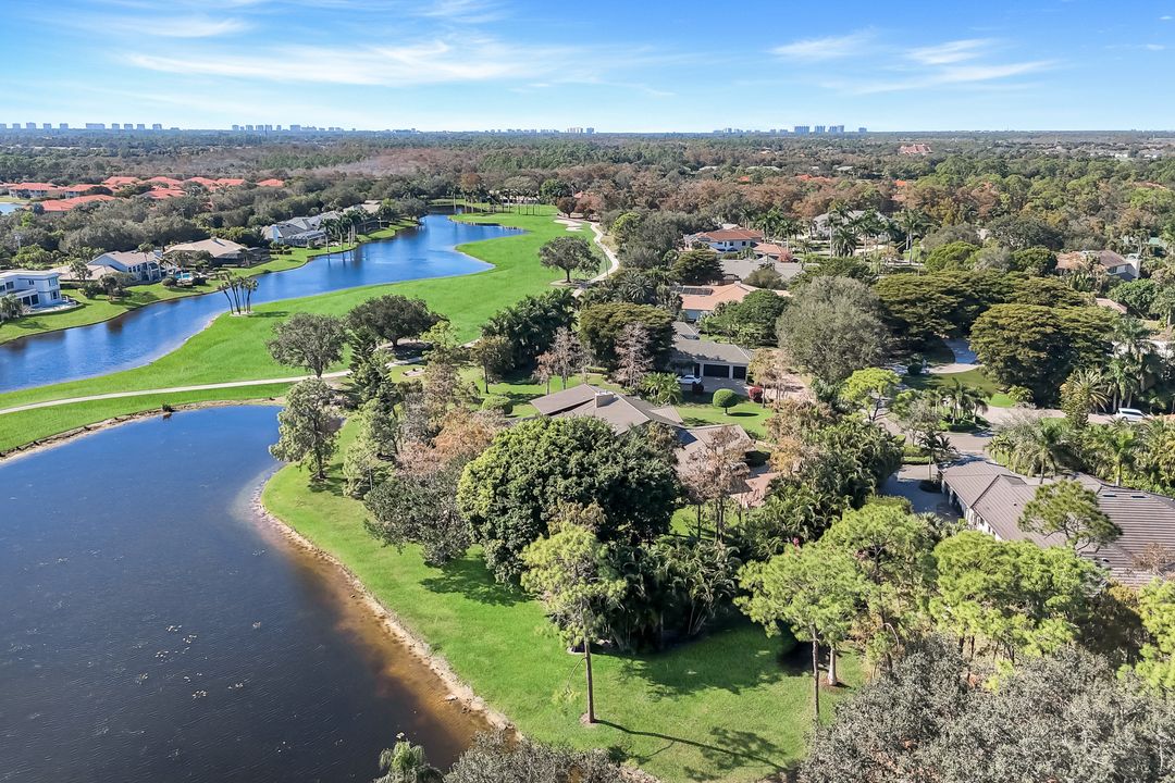 12901 White Violet Dr, Naples, FL 34119