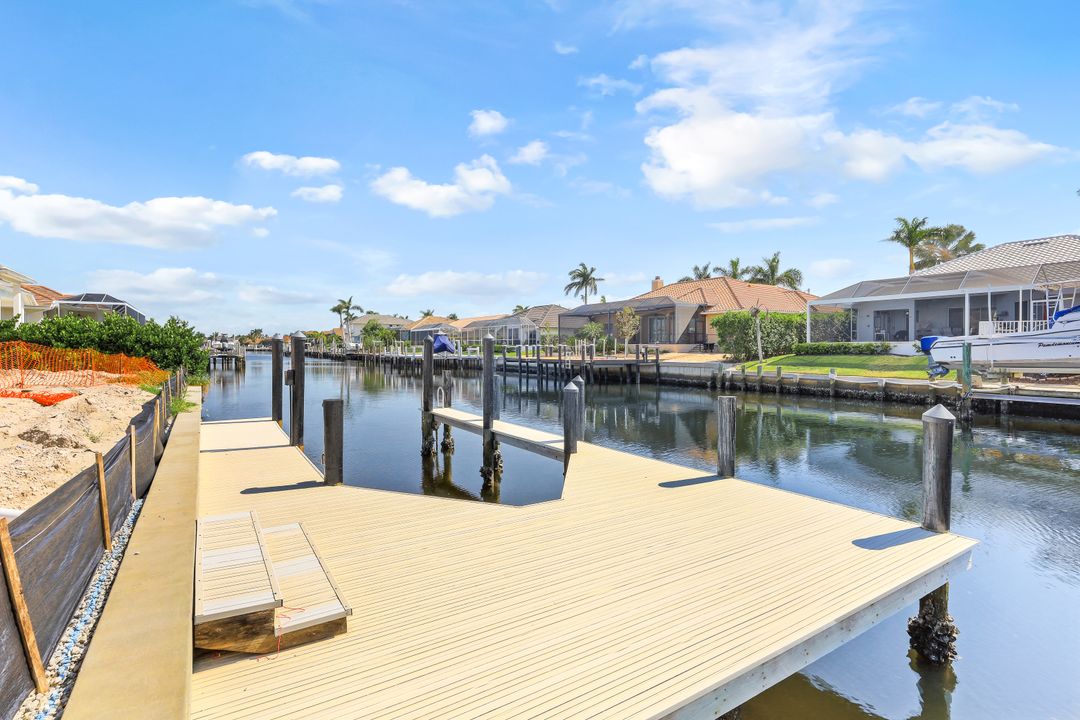 398 Wales Ct, Marco Island, FL 34145