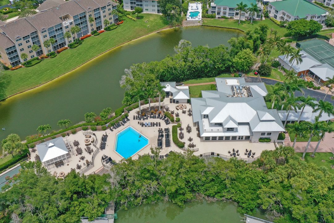 445 Cove Tower Dr #504, Naples, FL 34110