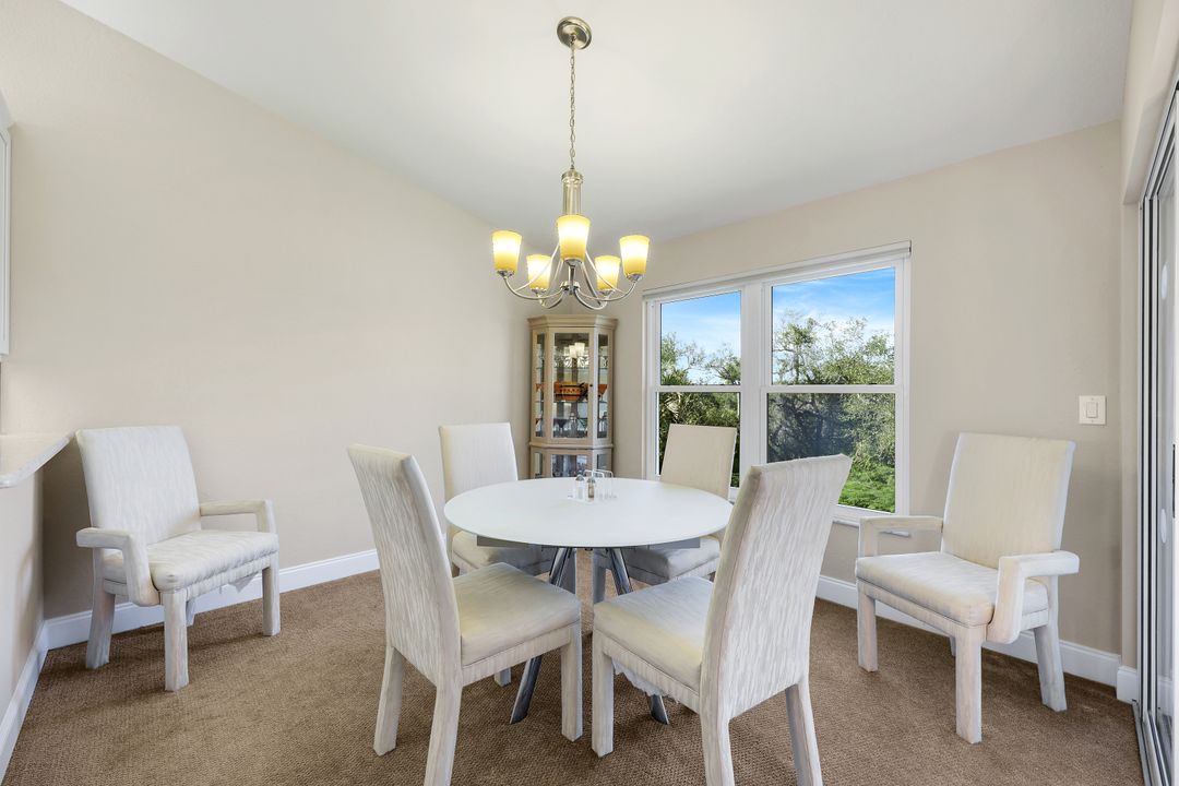 351 Emerald Bay Cir #R-5, Naples, FL 34110