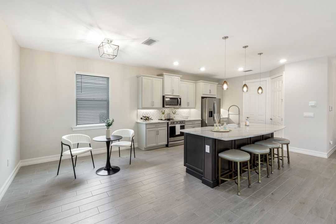 28086 Captiva Shell Lp, Bonita Springs, FL 34135