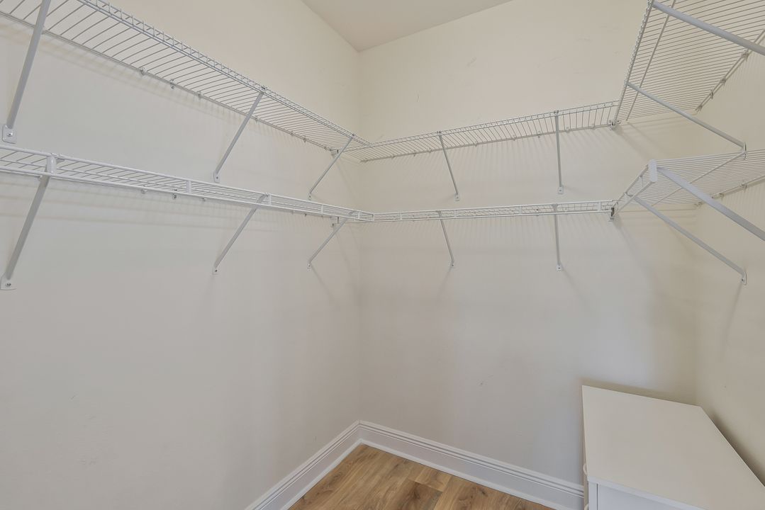 2825 Palm Beach Blvd #316, Fort Myers, FL 33916