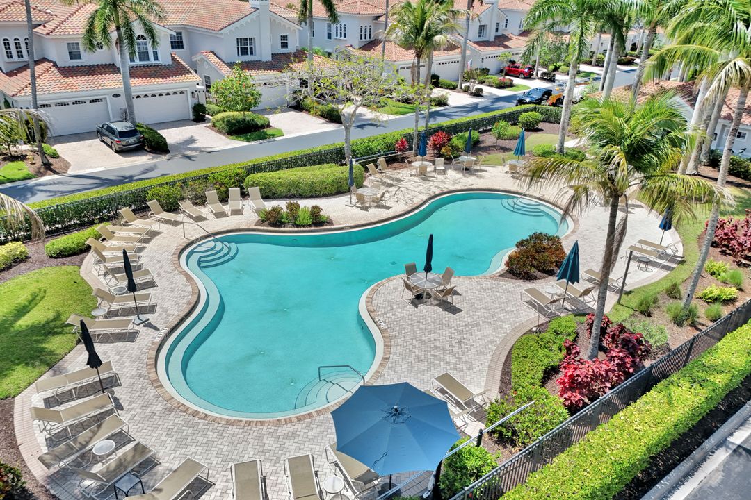 9038 Cascada Way #102, Naples, FL 34114