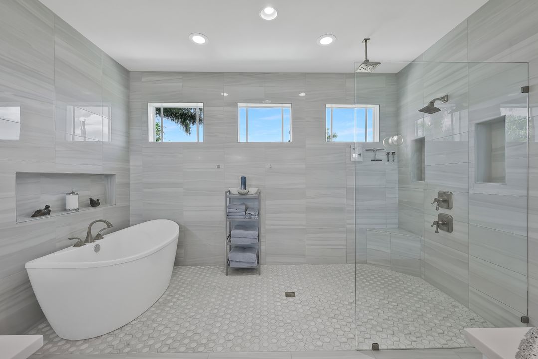 3816 SE 21st Pl, Cape Coral, FL 33904