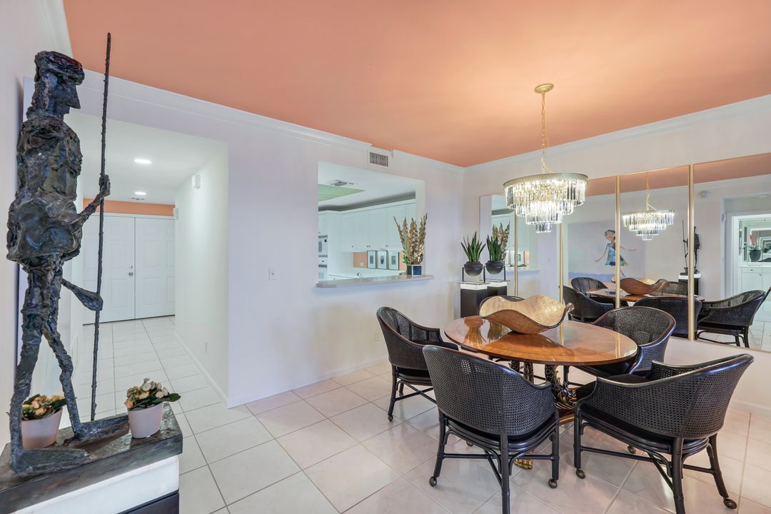 9790 Gulf Shore Dr #505, Naples, FL 34108