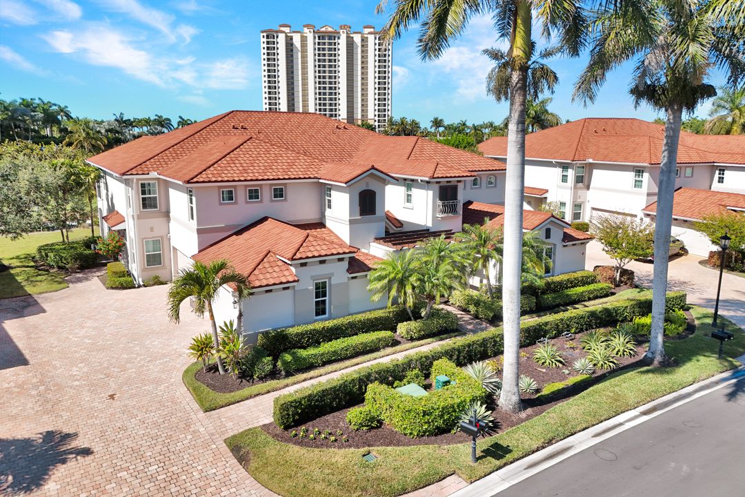 1277 Rialto Way #201, Naples, FL 34114