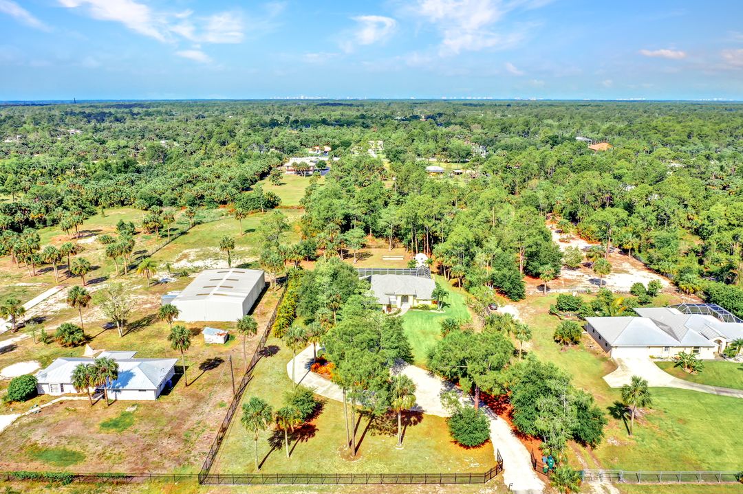 731 25th St SW, Naples, FL 34117