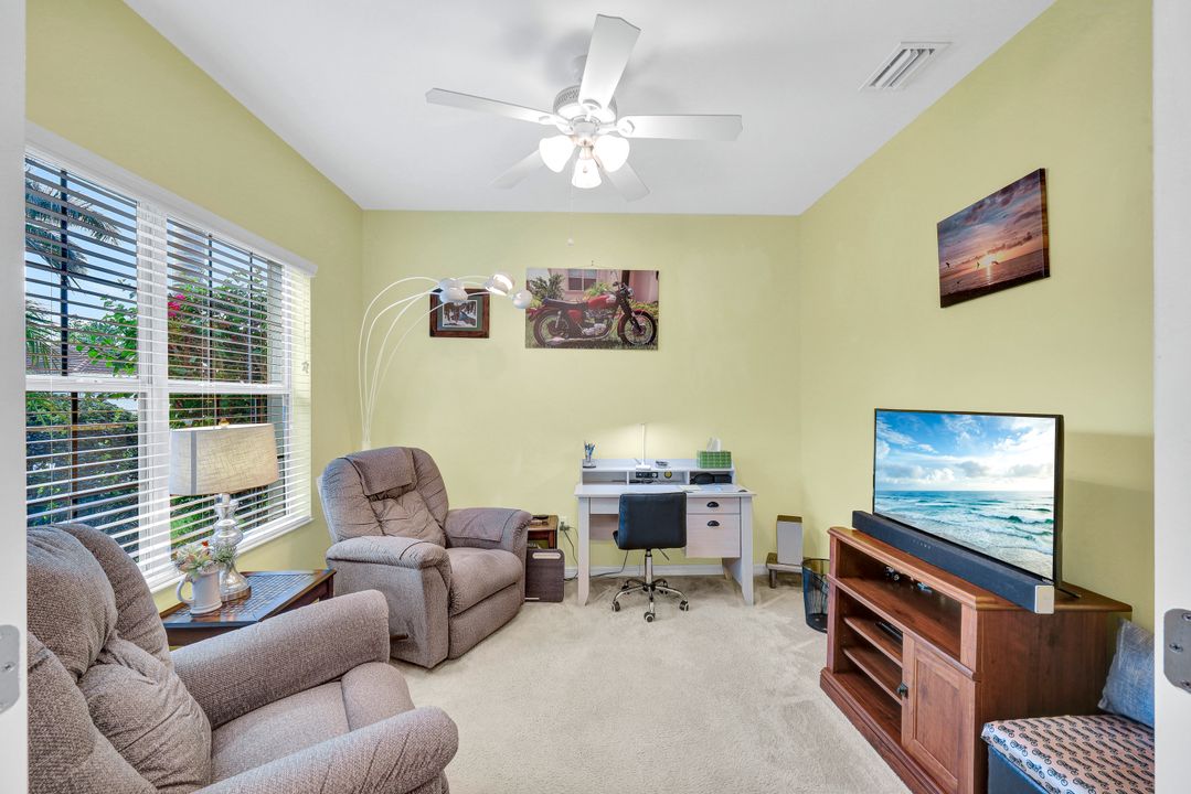 14534 Manchester Dr, Naples, FL 34114