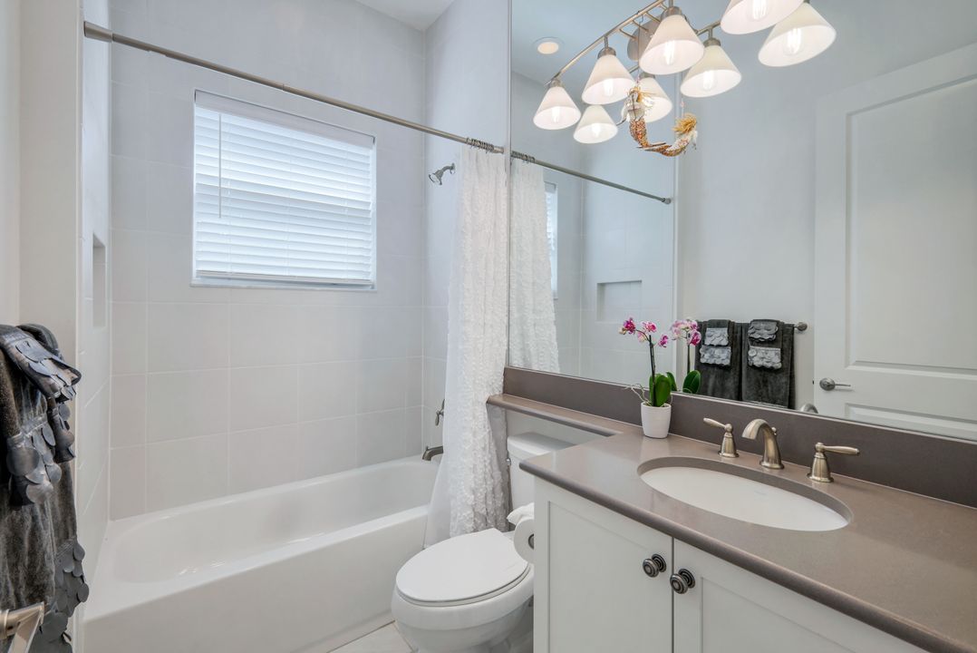28616 Wharton Dr, Bonita Springs, FL 34135