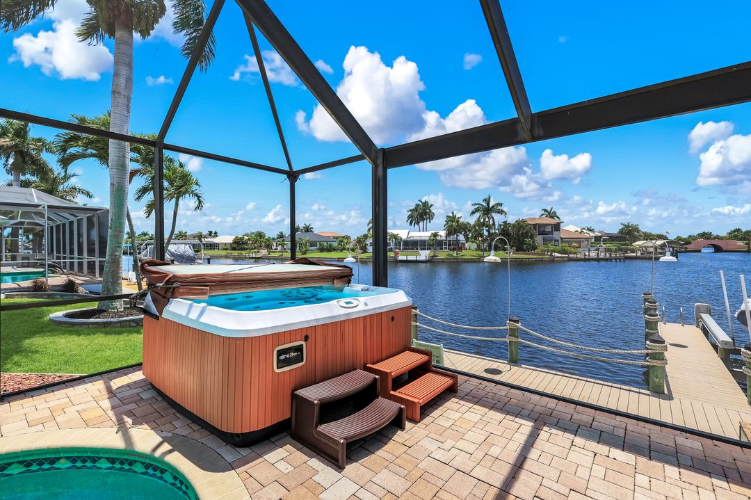 5116 SW 20th Ave, Cape Coral, FL 33914