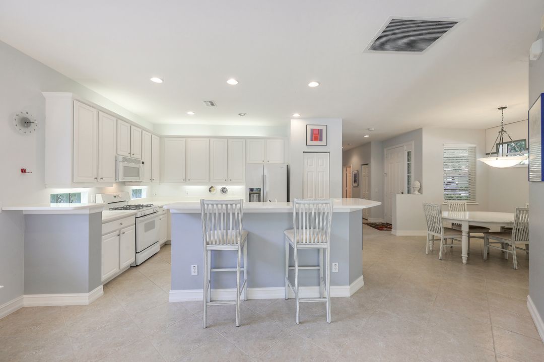 1902 Tarpon Bay Dr N  #101, Naples, FL 34119