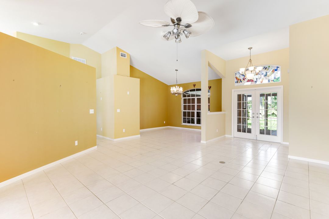 2143 SE 5th Ave, Cape Coral, FL 33990
