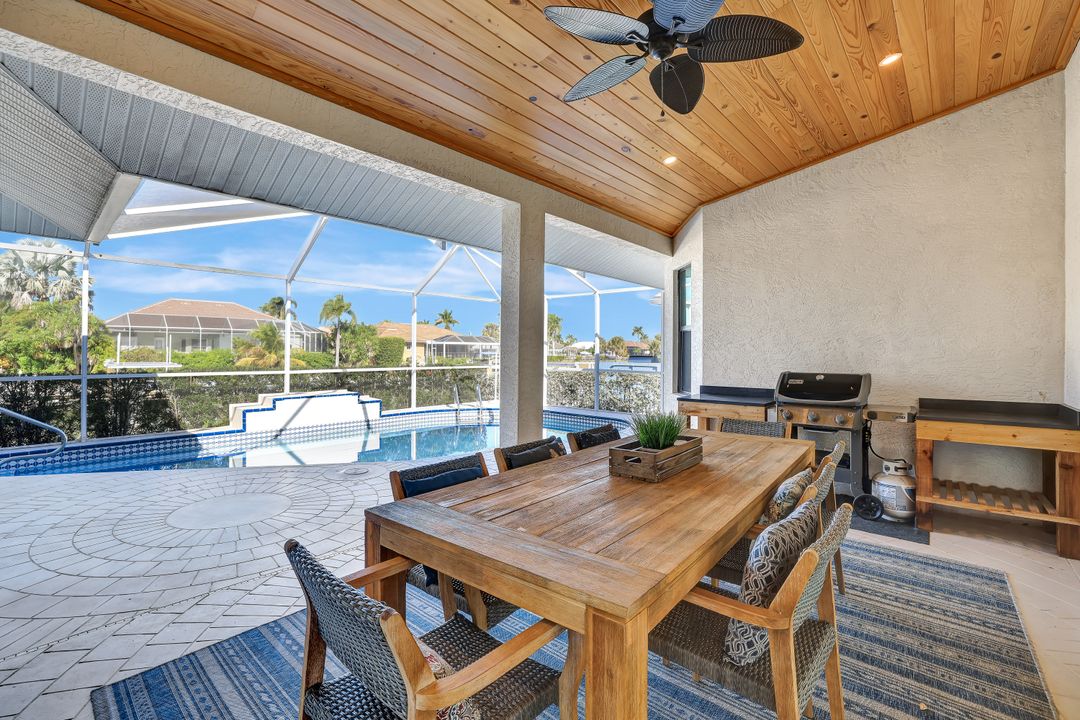 910 Ivory Ct, Marco Island, FL 34145