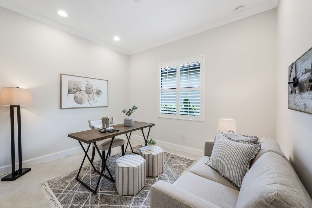 9096 Isla Bella Cir, Bonita Springs, FL 34135