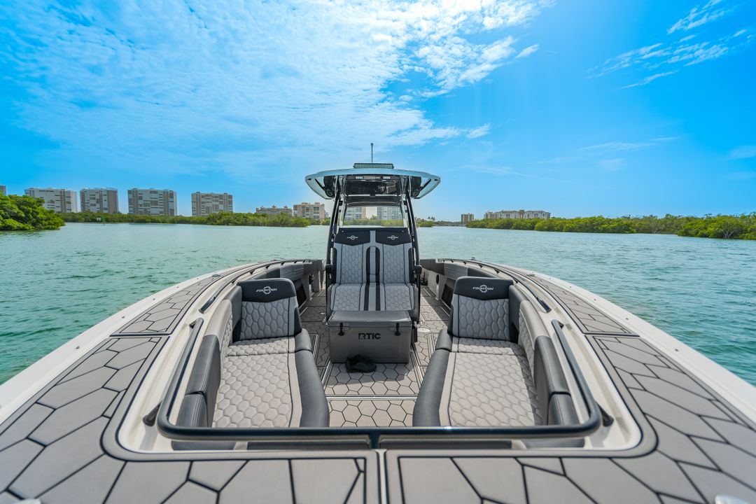 445 Dockside Dr, Naples, FL 34110