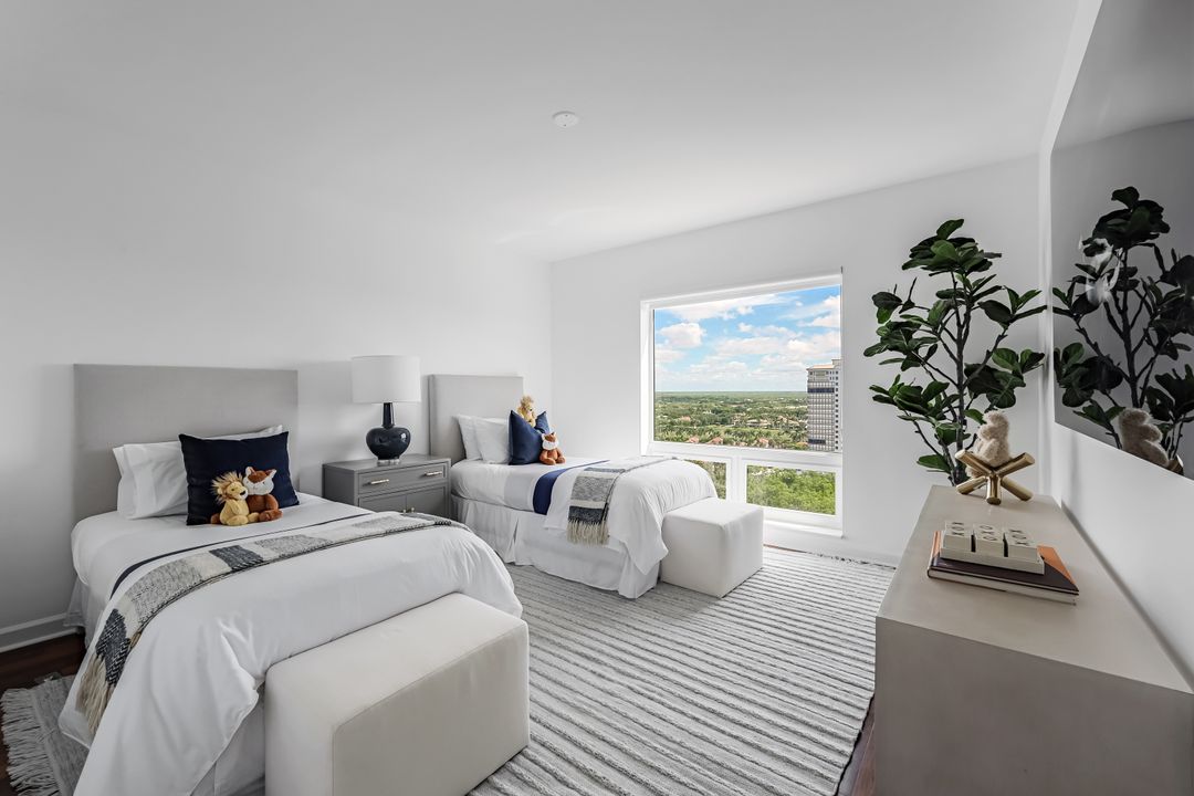 8473 Bay Colony Dr #1803, Naples, FL 34108