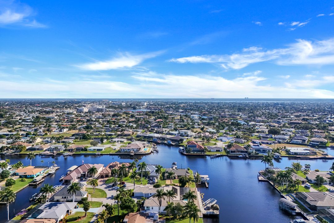 101 SW 50th St, Cape Coral, FL 33914