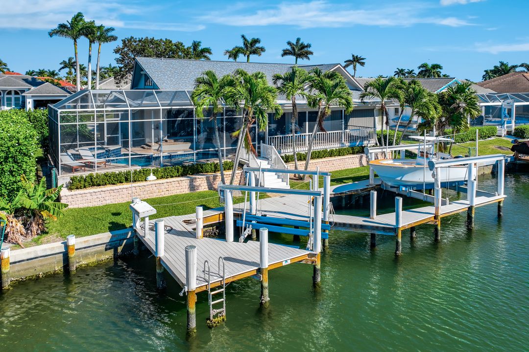 230 Windbrook Ct, Marco Island, FL 34145