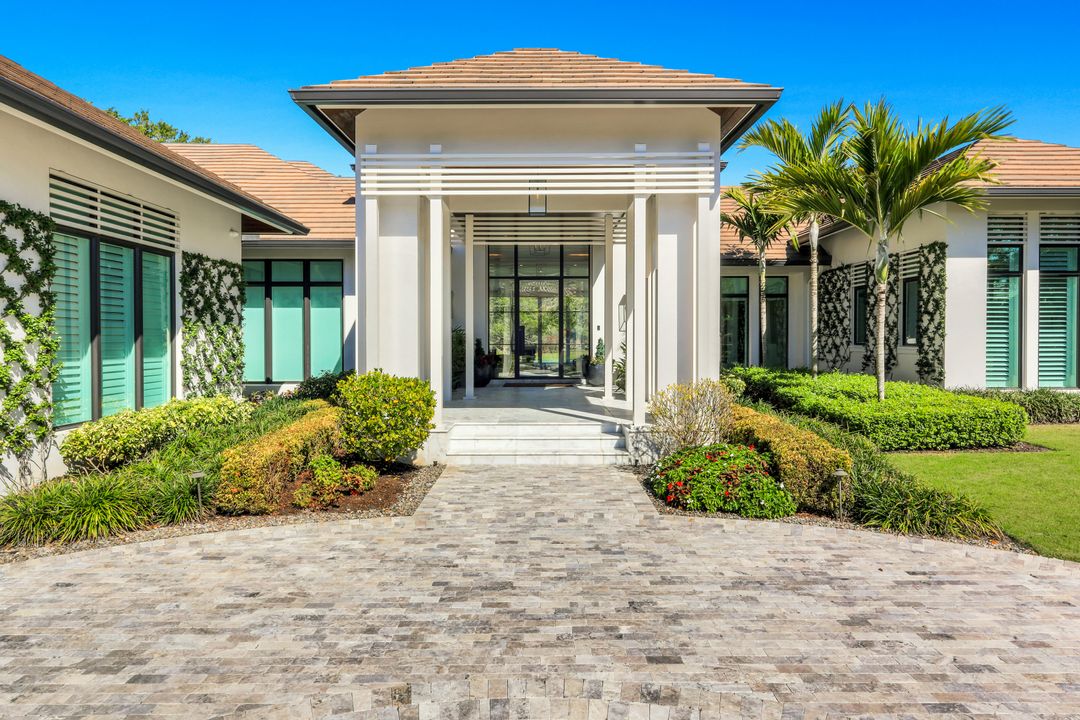 2818 Thistle Way, Naples, FL 34105