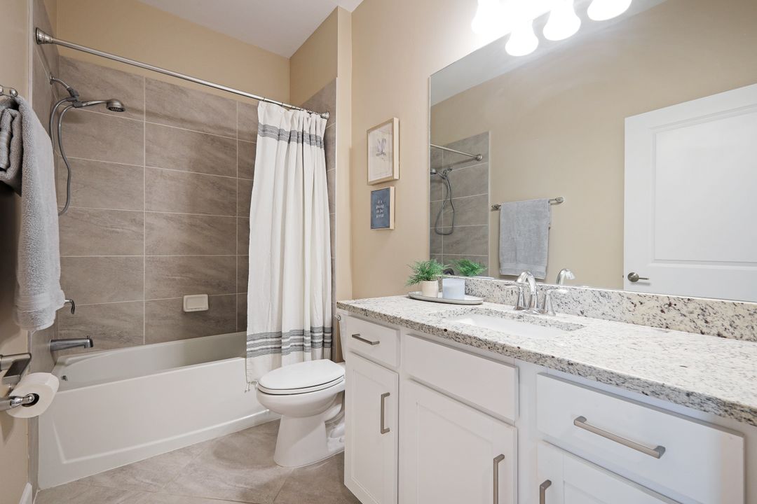 14050 Pine Lodge Ln, Fort Myers, FL 33913